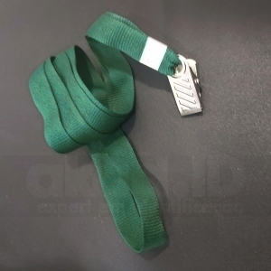 Cord�o Liso com clips modelo jacar� para crach� - VERDE MUSGO